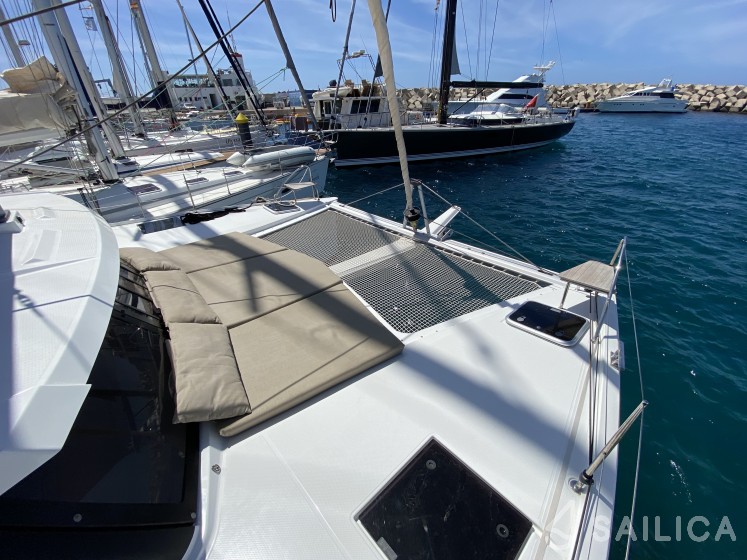 Lucia 40 - Yacht Charter Sailica