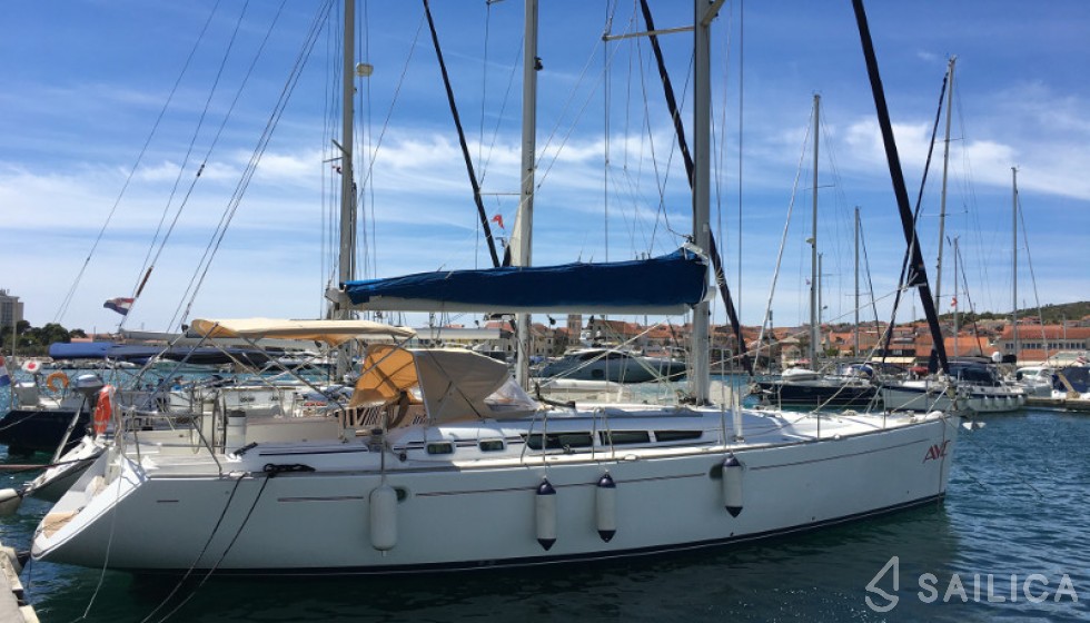 Sun Odyssey 49 - Yacht Charter Sailica