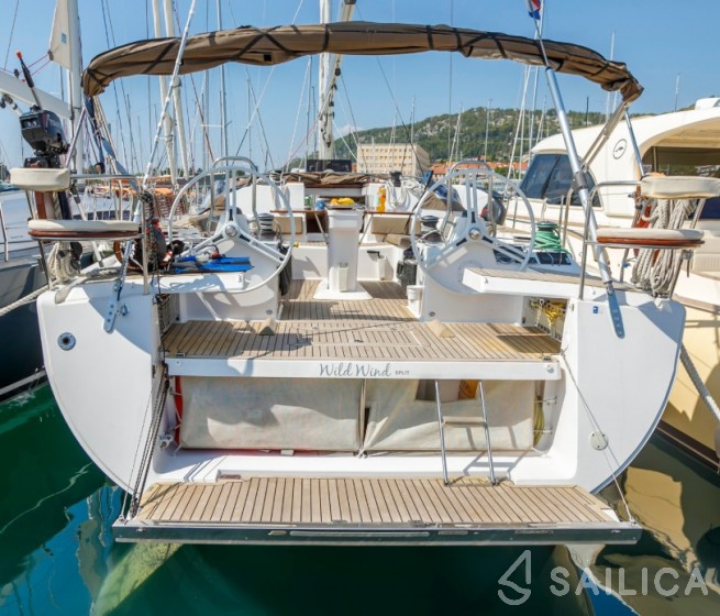 Elan 494 Impression - Yacht Charter Sailica