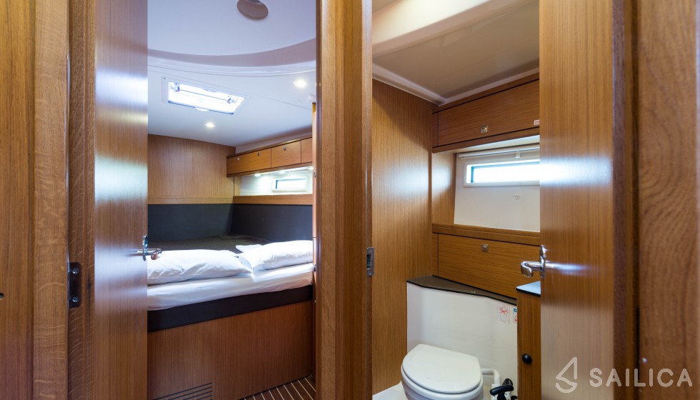 Bavaria Cruiser 56 - Yacht Charter Sailica