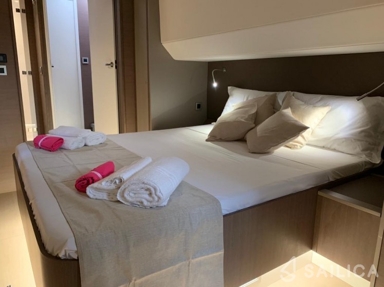 Bali 5.4. - Yacht Charter Sailica