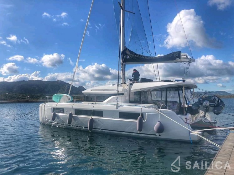 Lagoon 50 - Yacht Charter Sailica