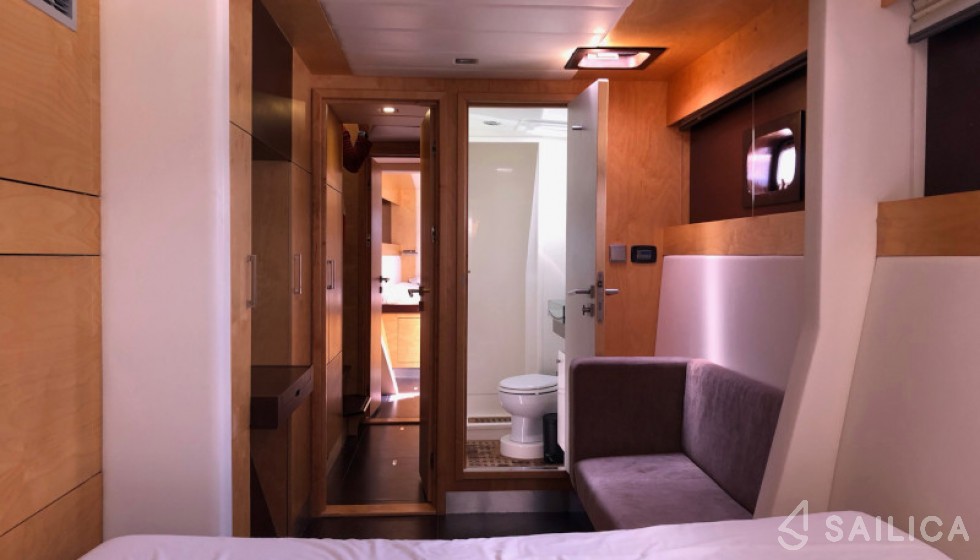 Sunreef 62 - Yacht Charter Sailica