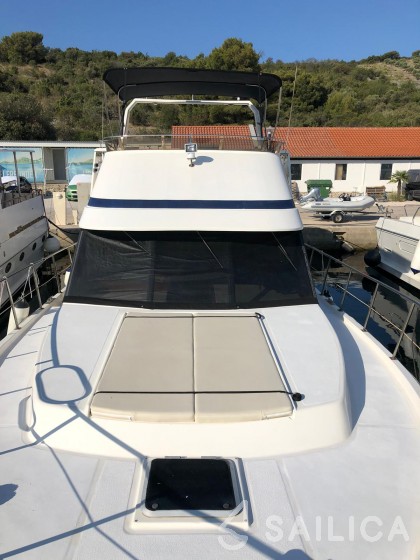 Staryacht 1670 - Yacht Charter Sailica