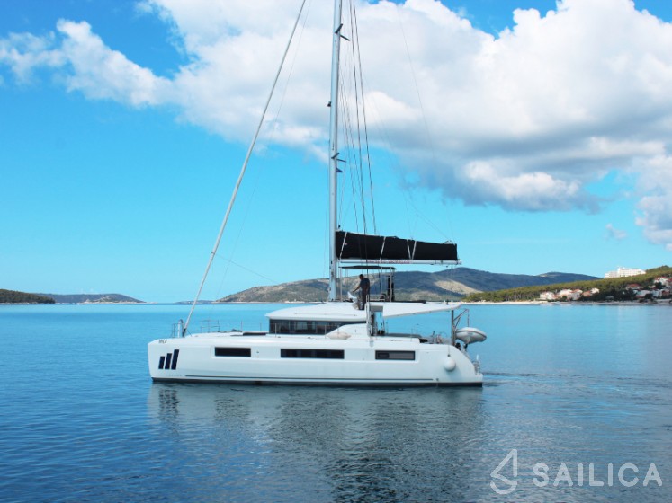Lagoon 50 - Yacht Charter Sailica