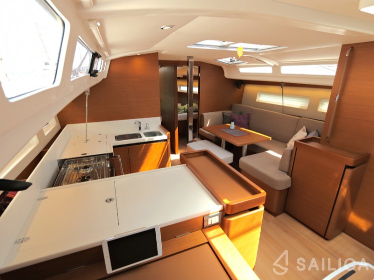 Sun Odyssey 440 - Yacht Charter Sailica