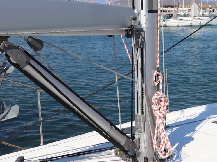 Sun Odyssey 410 - Yacht Charter Sailica