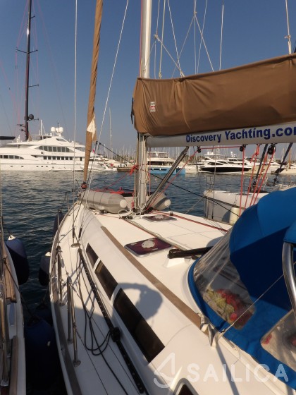 Sun Odyssey 44 i - Yacht Charter Sailica