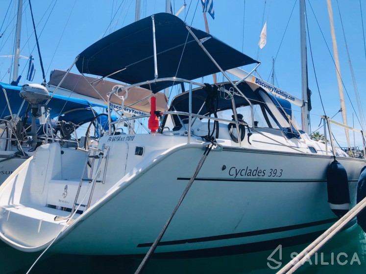 Cyclades 39.3 - Yacht Charter Sailica
