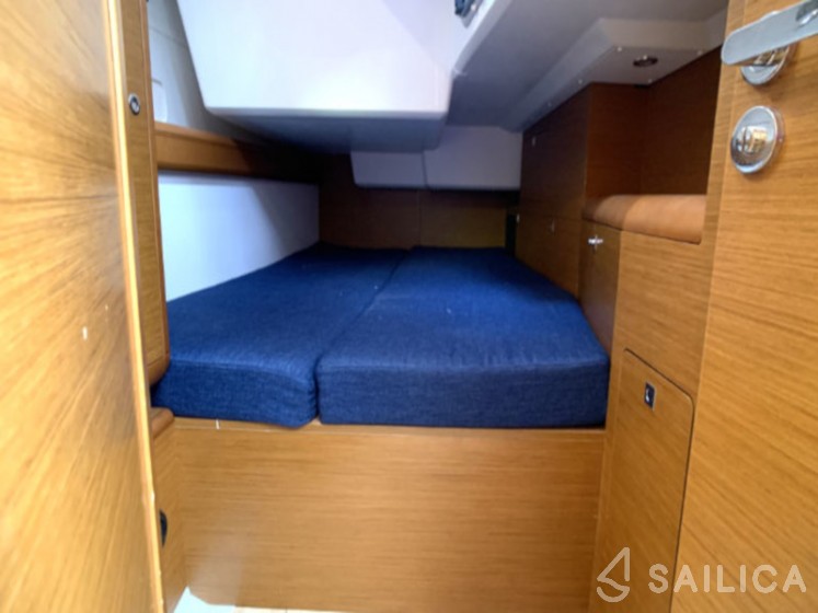 Sun Odyssey 519 - Yacht Charter Sailica