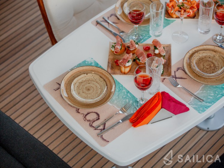 Lagoon 46  - Yacht Charter Sailica