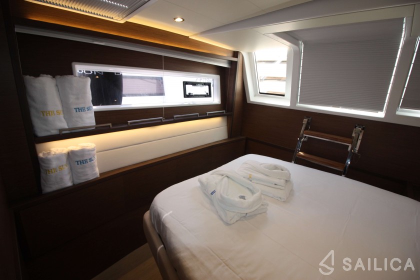 Lagoon 620 - Yacht Charter Sailica