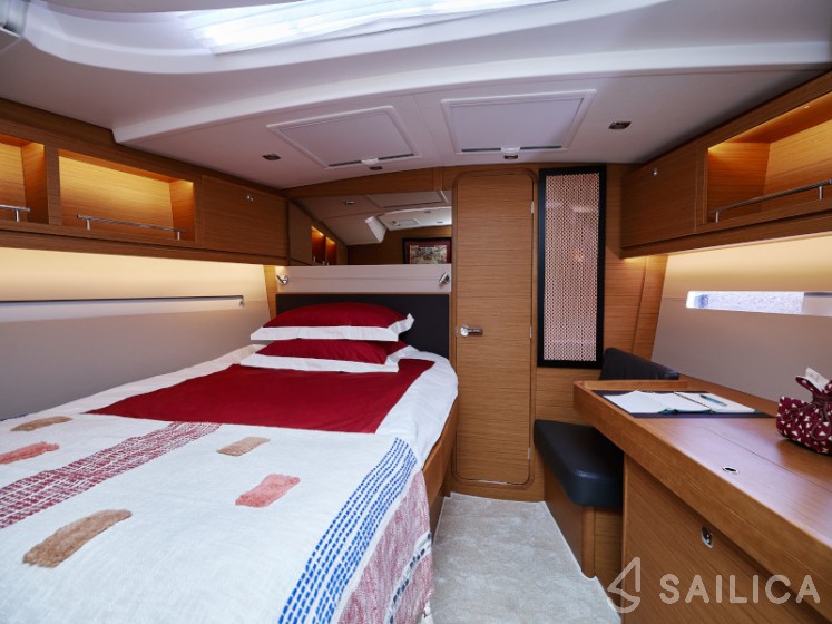Dufour 56 Exclusive - Yacht Charter Sailica