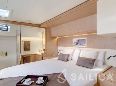 Lagoon 52F - Yacht Charter Sailica