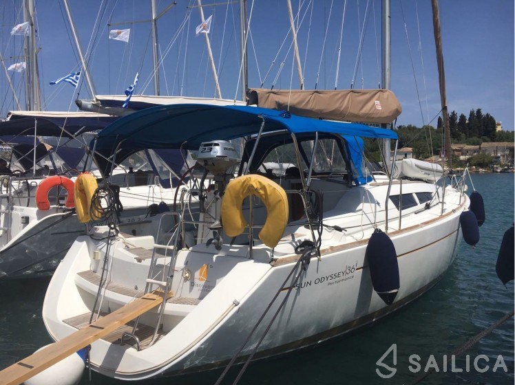 Sun Odyssey 36i - Yacht Charter Sailica