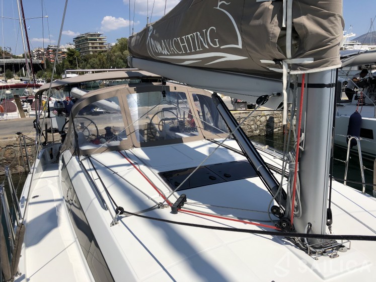 Sun Odyssey 410 - Yacht Charter Sailica