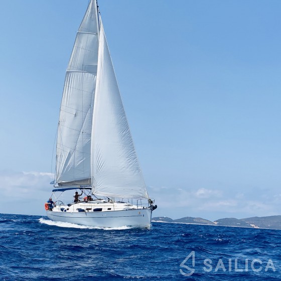 Cyclades 39.3 - Yacht Charter Sailica