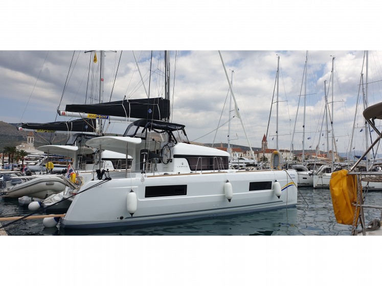 Lagoon 40 - Yacht Charter Sailica