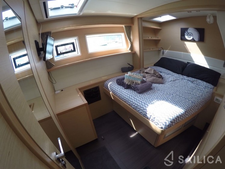 Lagoon 52F - Yacht Charter Sailica