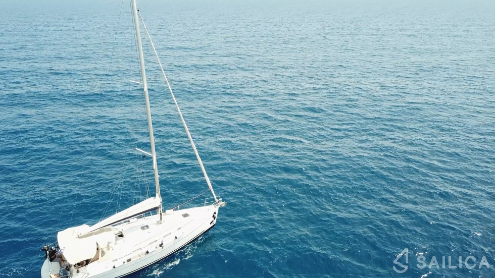 Cyclades 39.3 - Yacht Charter Sailica