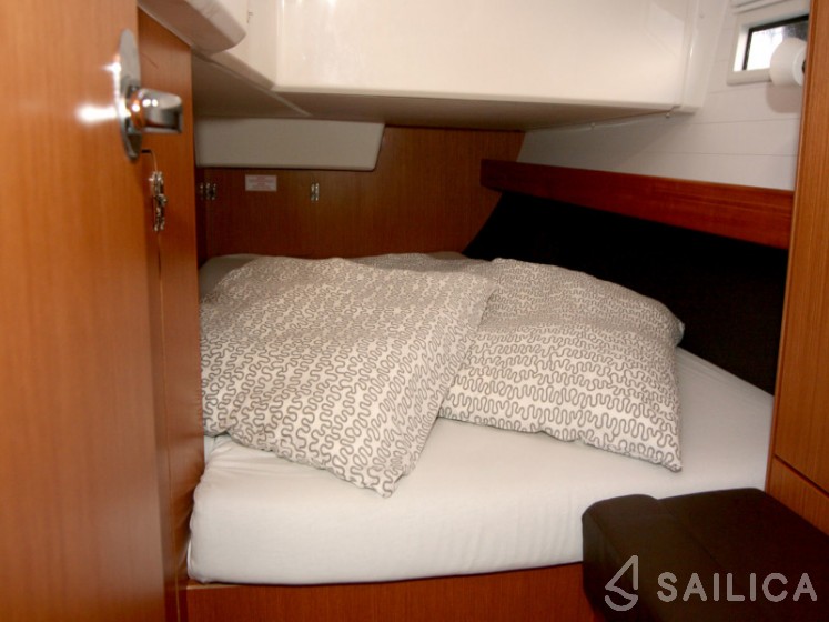 Bavaria 41 Cruiser - Yacht Charter Sailica