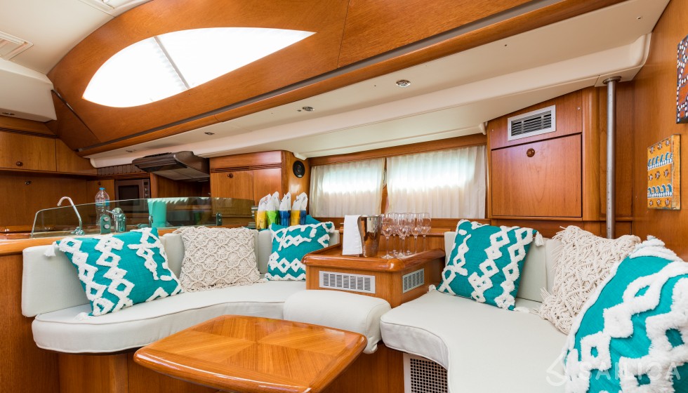 Sun Odyssey 54DS - Yacht Charter Sailica