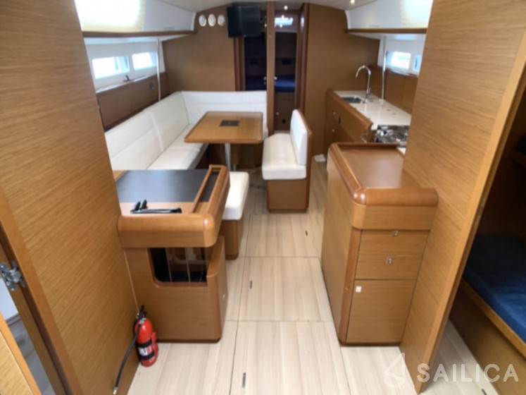 Sun Odyssey 519 - Yacht Charter Sailica