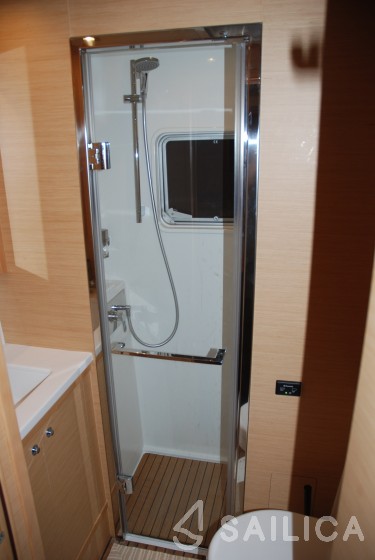 Lagoon 52F - Yacht Charter Sailica
