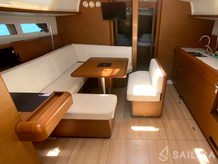 Sun Odyssey 479 - Yacht Charter Sailica