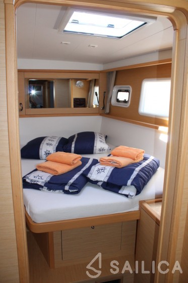 Lagoon 450 - Yacht Charter Sailica