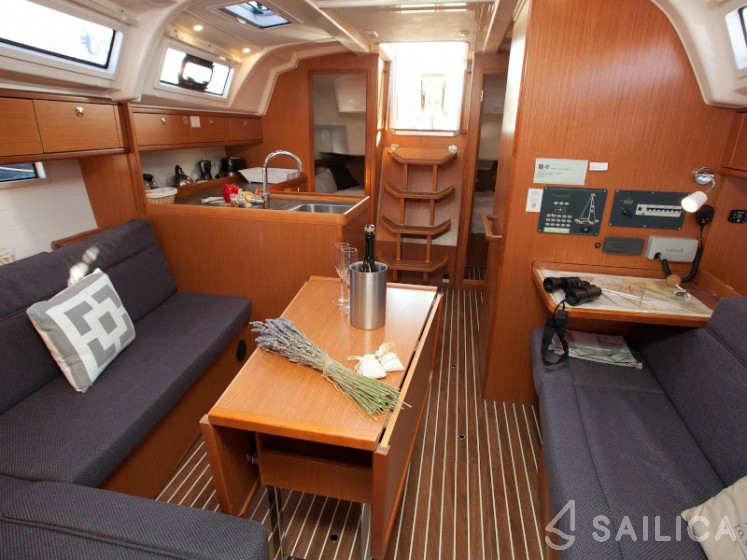 Bavaria 37 Cruiser - Yacht Charter Sailica