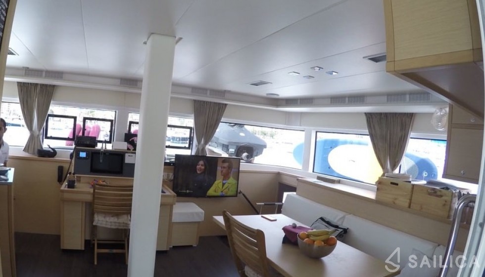 Lagoon 52F - Yacht Charter Sailica
