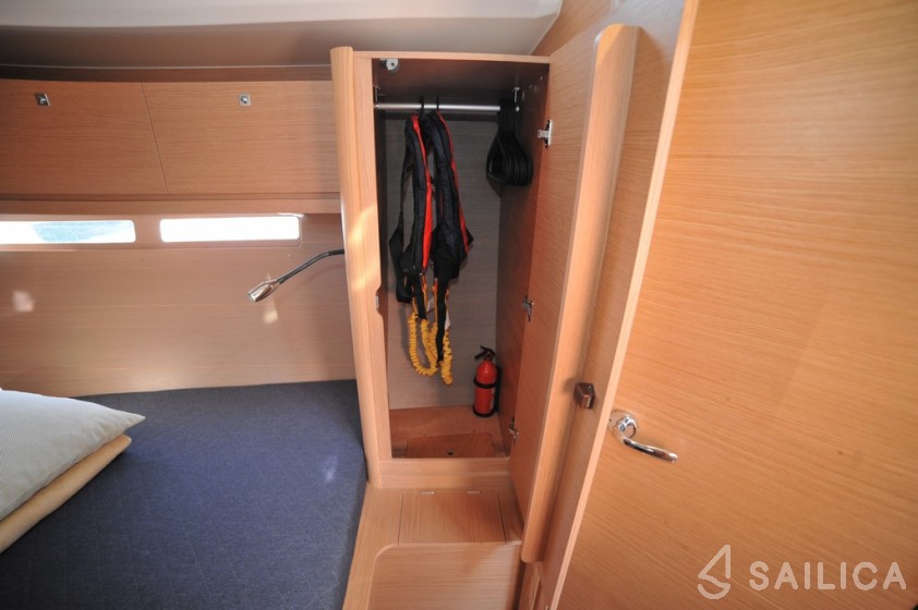 Dufour 56 Exclusive - Yacht Charter Sailica