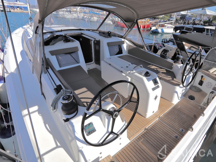 Sun Odyssey 410 - Yacht Charter Sailica