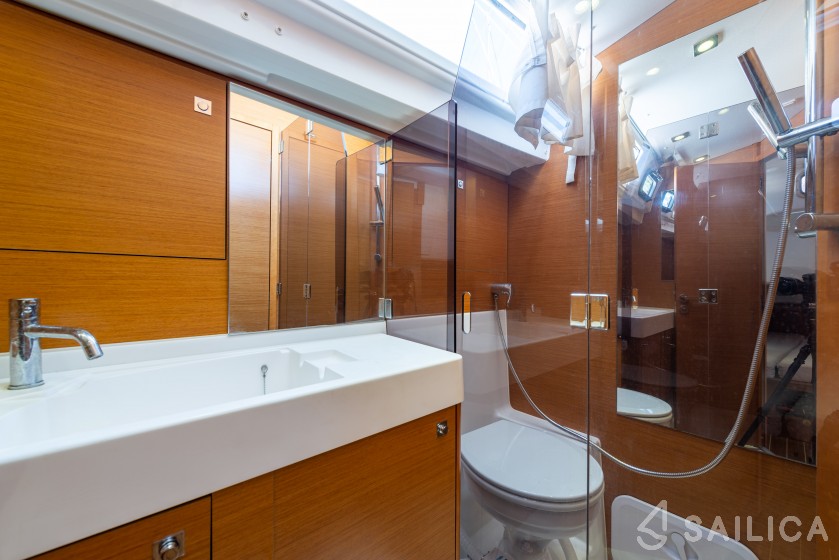 Sun Odyssey 509 - Yacht Charter Sailica