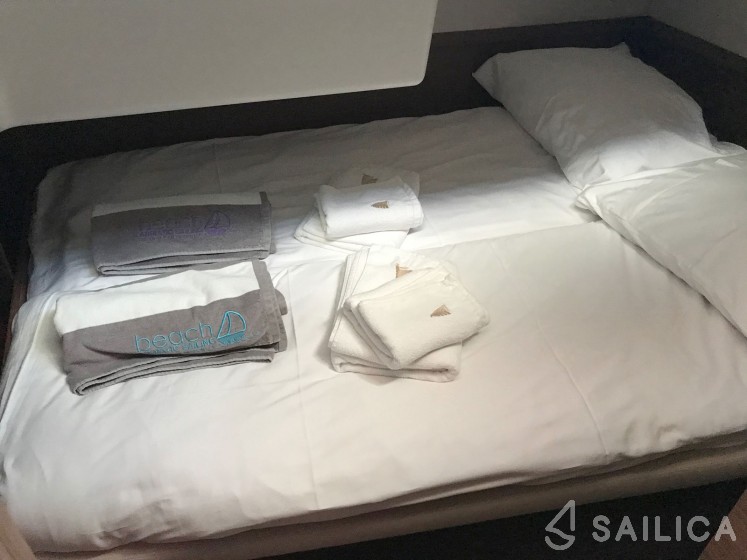 Lagoon 50 - Yacht Charter Sailica