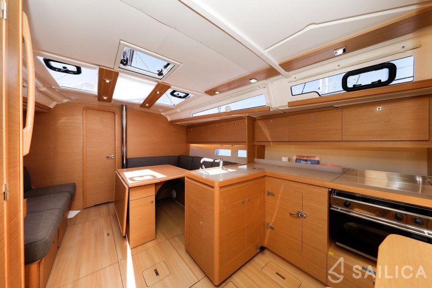 Dufour 390 Grand Large - Yacht Charter Sailica