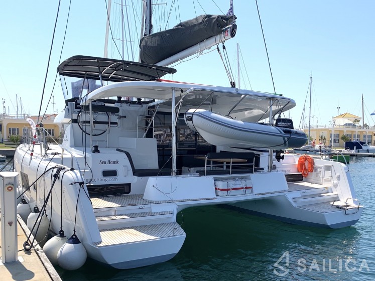 Lagoon 42 - Yacht Charter Sailica