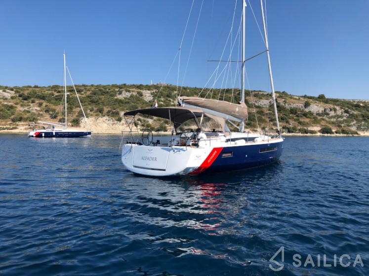 Sun Odyssey 490 - Yacht Charter Sailica