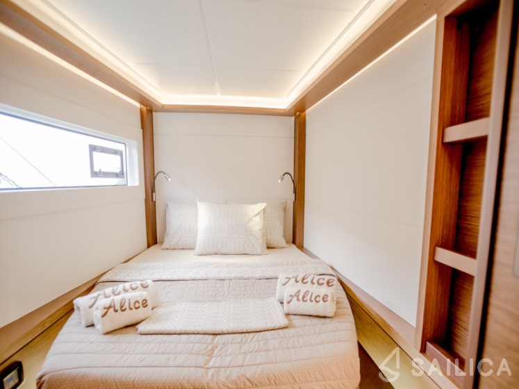 Lagoon 46  - Yacht Charter Sailica
