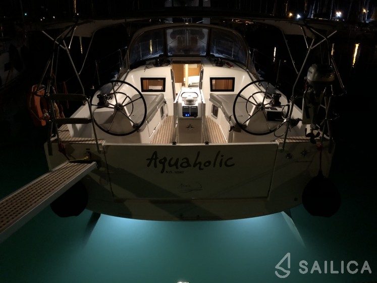Sun Odyssey 410 - Yacht Charter Sailica