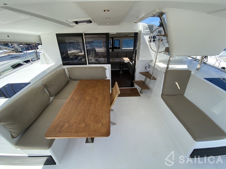 Lucia 40 - Yacht Charter Sailica