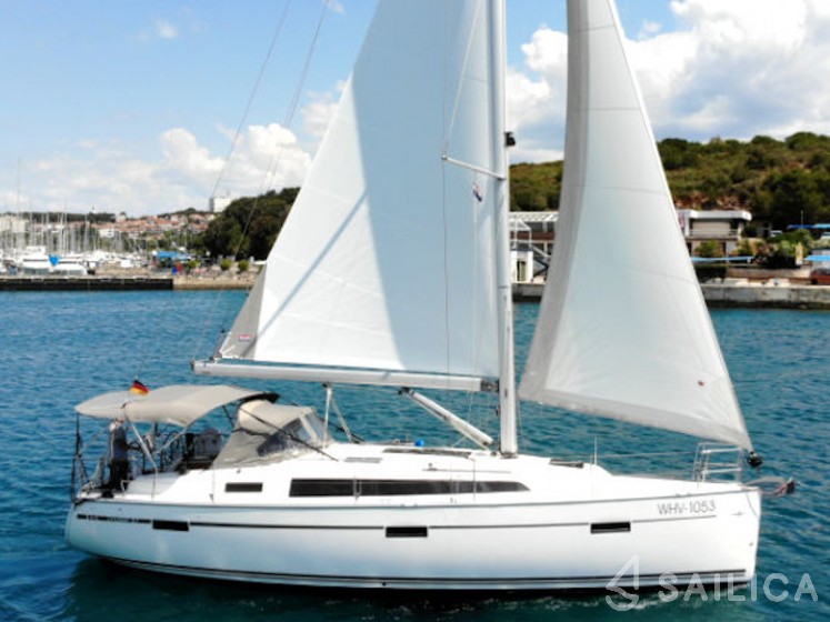 Bavaria 37 Cruiser - Yacht Charter Sailica