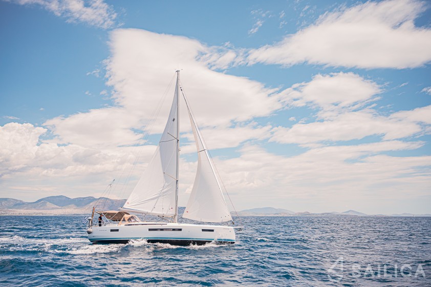 Sun Odyssey 490 - Yacht Charter Sailica