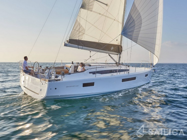 Sun Odyssey 410 - Yacht Charter Sailica