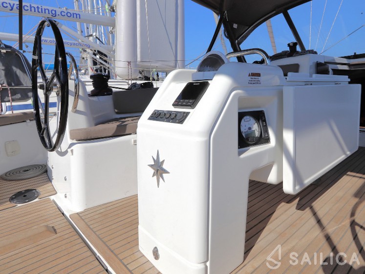 Sun Odyssey 410 - Yacht Charter Sailica