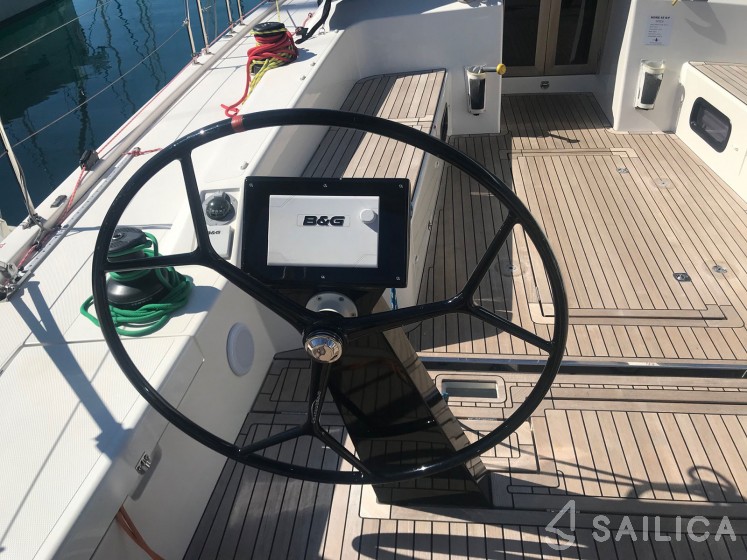 More 55 - Yacht Charter Sailica