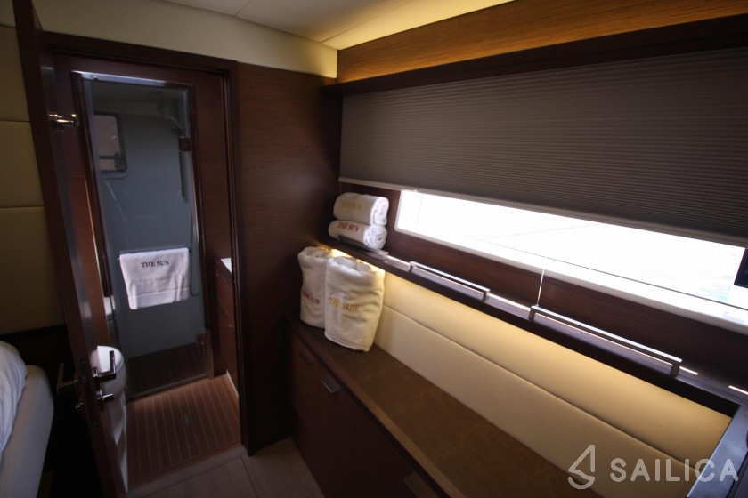 Lagoon 620 - Yacht Charter Sailica