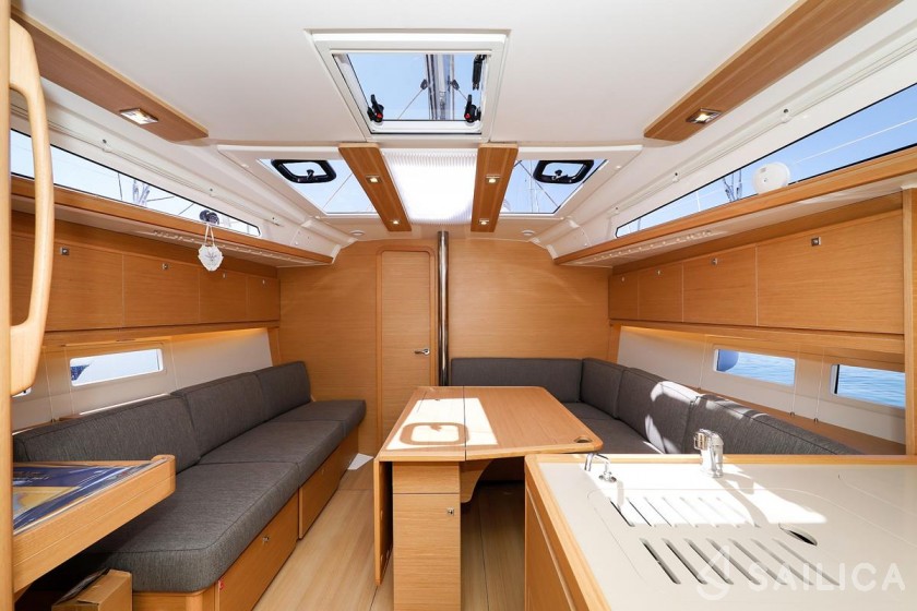 Dufour 390 Grand Large - Yacht Charter Sailica