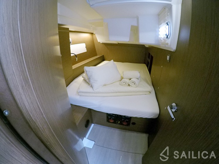 Oceanis 46.1 - Yacht Charter Sailica